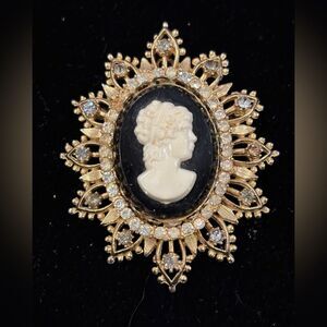 Vintage Francois Clear Rhinestone Gold Tone Large Cameo Brooch Pendant Duo